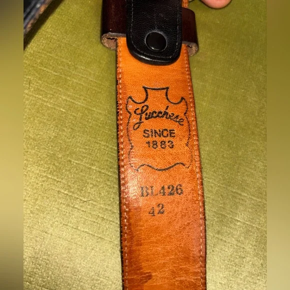 Lucchese Black Leather Belt with Gold Single Prong Buckle Retro Size 42 - Picture 7 of 8